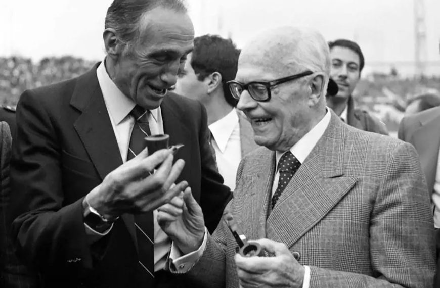 Enzo Bearzot e il presidente Sandro Pertini con la pipa durante il Mondiale di Spagna 1982