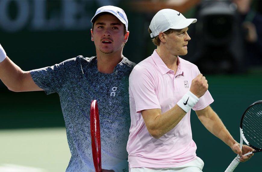 Jannik Sinner a Indian Wells prima della sfida degli ottavi contro Joao Fonseca