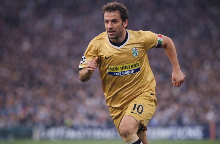 Alessandro Del Piero in azione con la Juventus al Bernabeu nella notte della standing ovation contro il Real Madrid